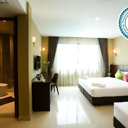 S Bangkok Hotel, Navamin Exterior photo