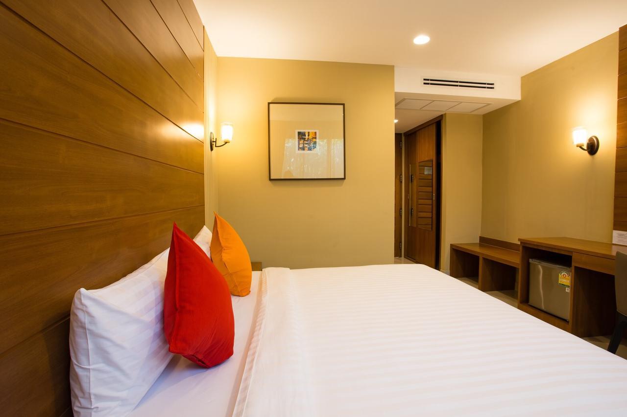 S Bangkok Hotel, Navamin Exterior photo